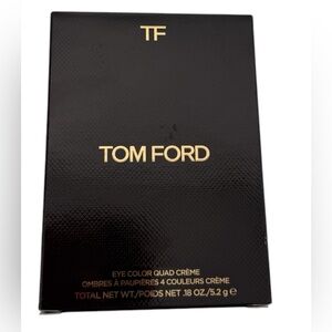 Tom Ford
Eye Color Quad - # 45 Iconic Smoke 5.2g/0.18oz New